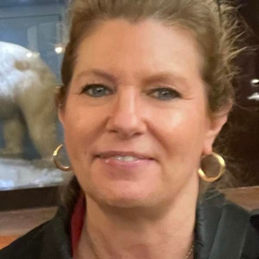 Meet your Posher, Pamela